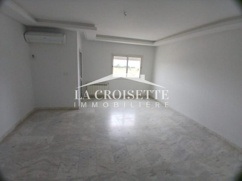 Appartement S+3 à La Soukra